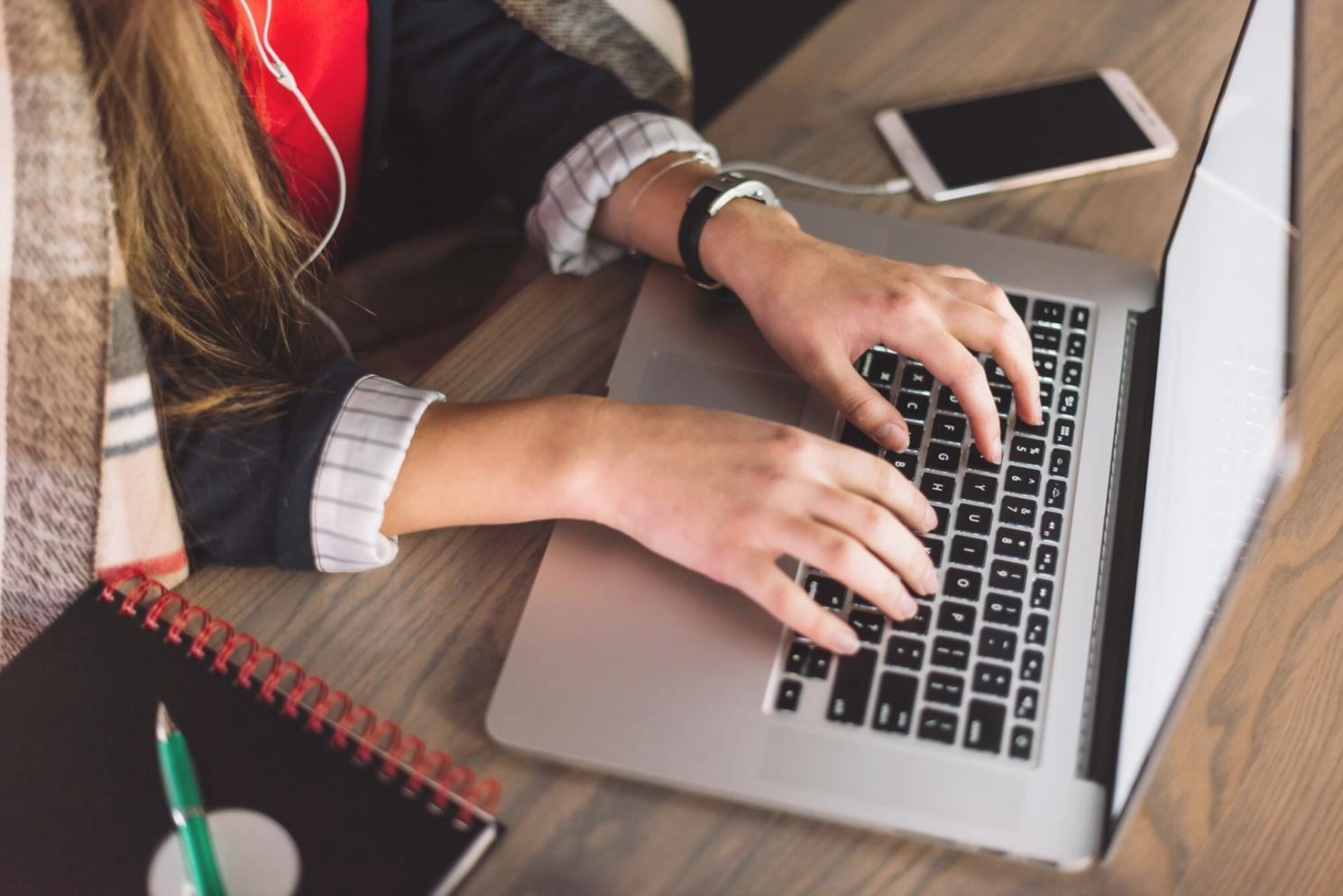 Instalaciones especializadas para entrenamiento gimnástico colaborativo